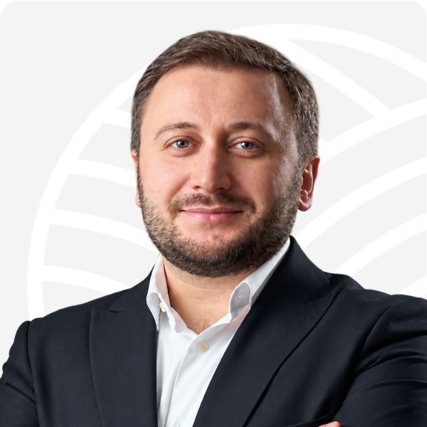 Арно Гзиров